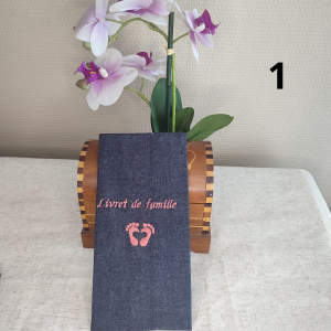Protège Livret de Famille Petit Pied